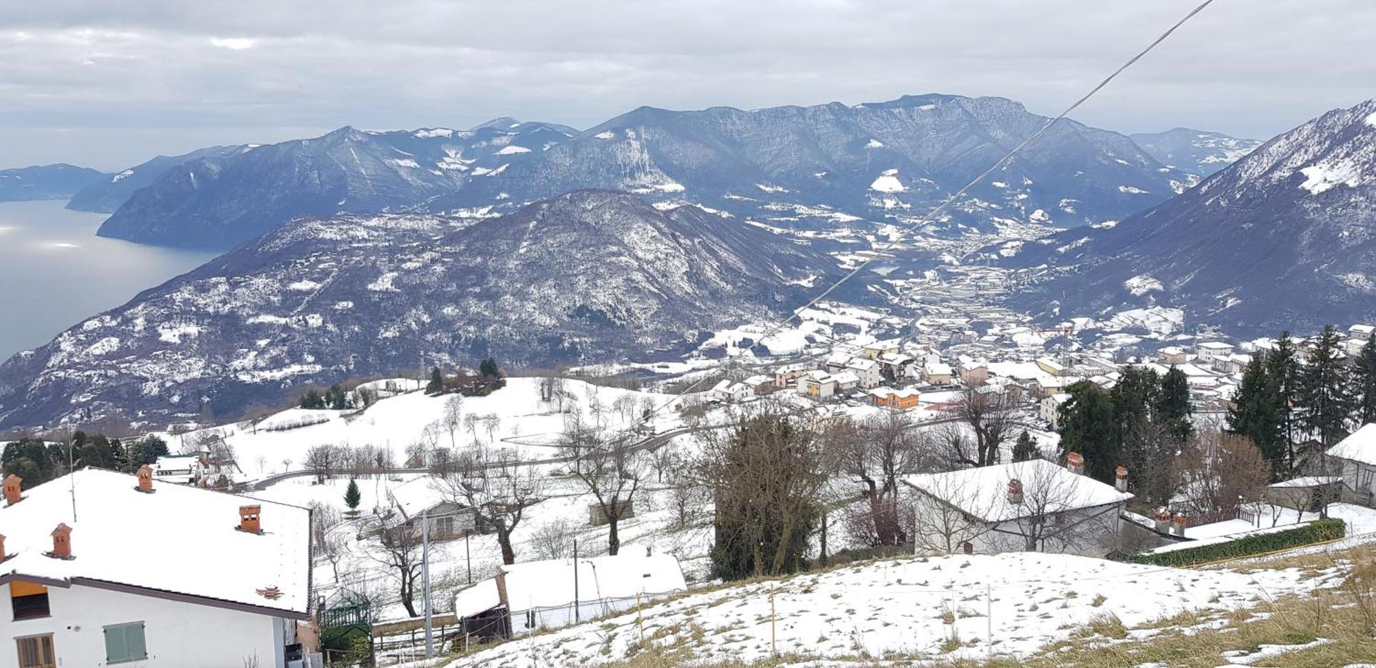 Attic House Mountain Lake Iseo Hospitality Bossico Esterno foto